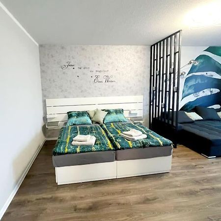 Grosse 3-Zimmer Wohnung, Zentrale Lage. ミュルハイム・アン・デア・ルール エクステリア 写真
