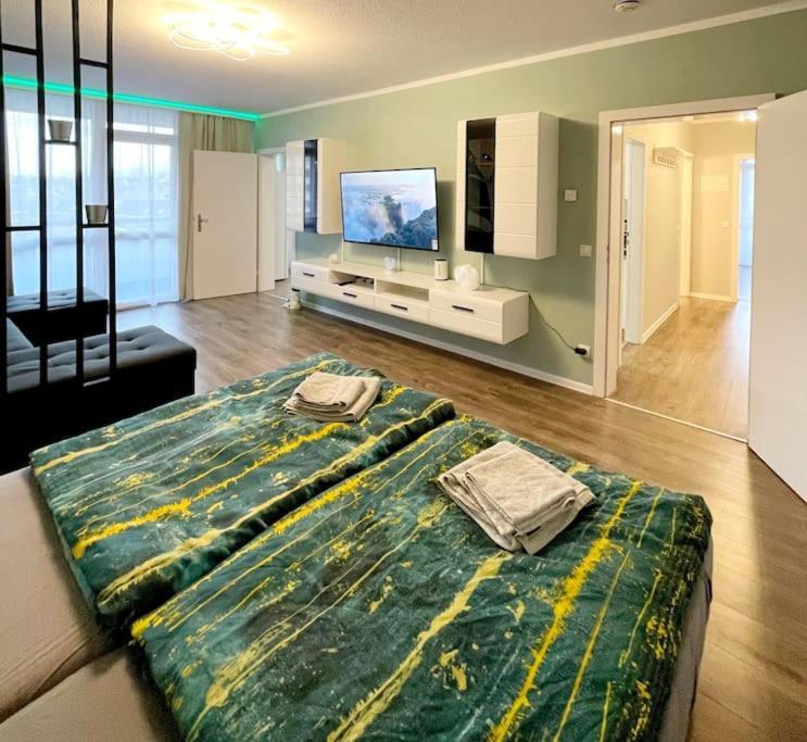 Grosse 3-Zimmer Wohnung, Zentrale Lage. ミュルハイム・アン・デア・ルール エクステリア 写真